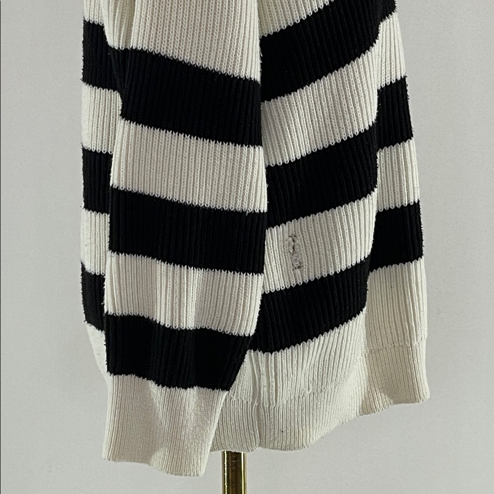 SOON Maternity Jenni Polo Sweater, M - Picture 14 of 14